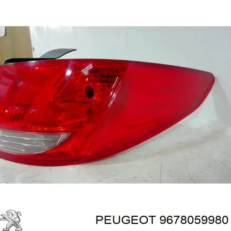  Piloto posterior exterior derecho para Peugeot 408 