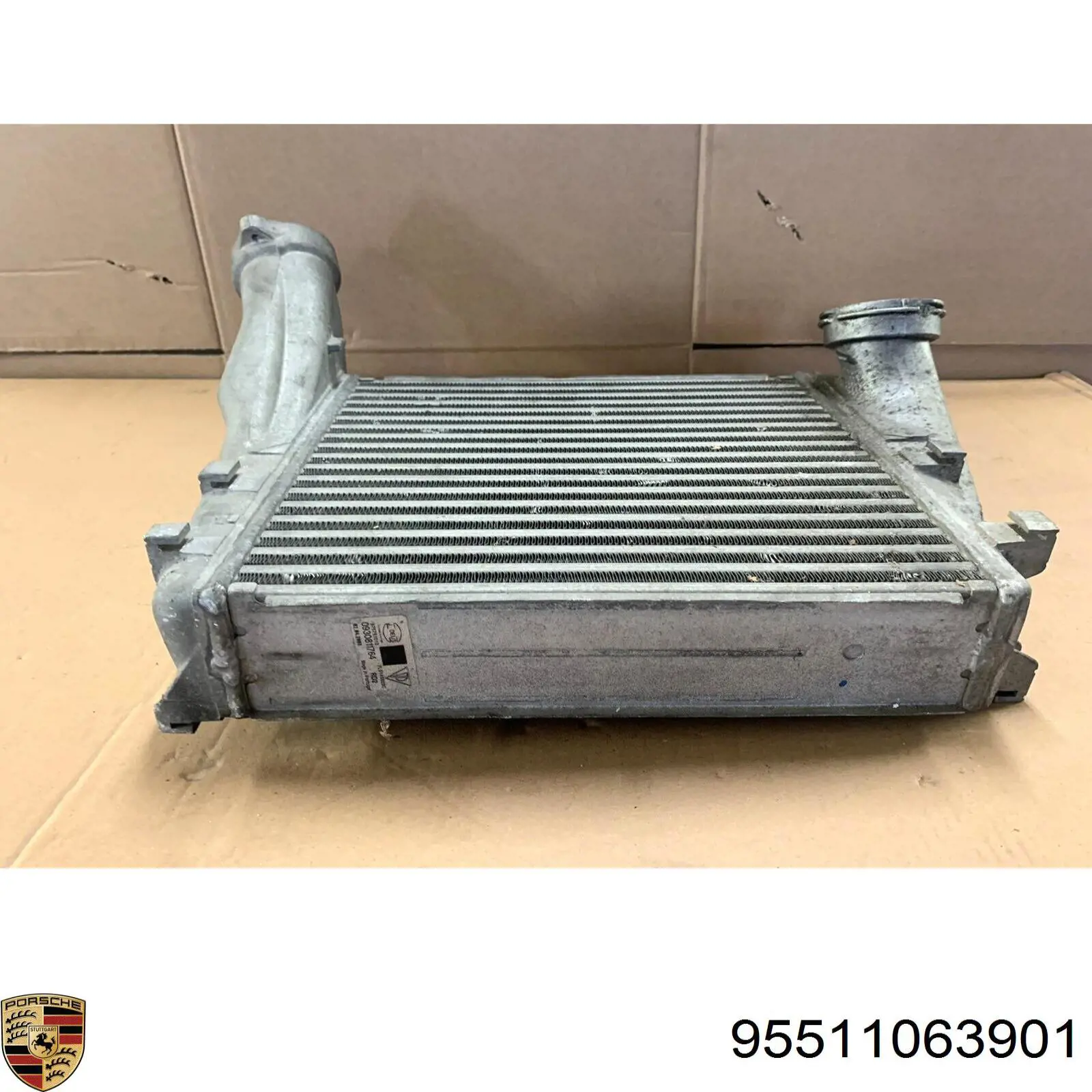 95511063901 Porsche radiador de aire de admisión