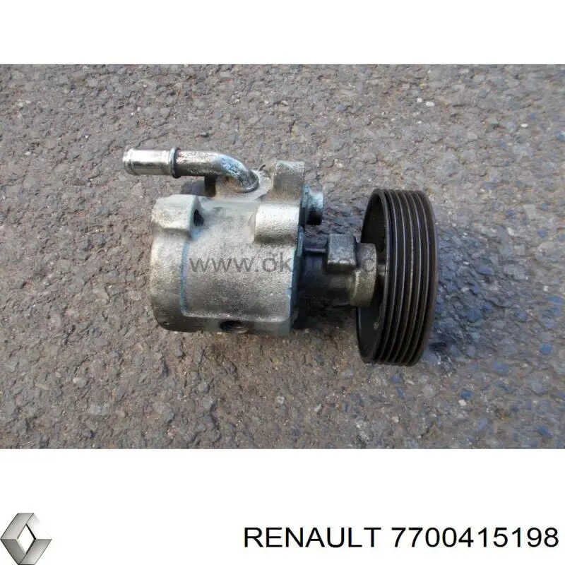 7700415198 Renault (RVI) bomba hidráulica de dirección