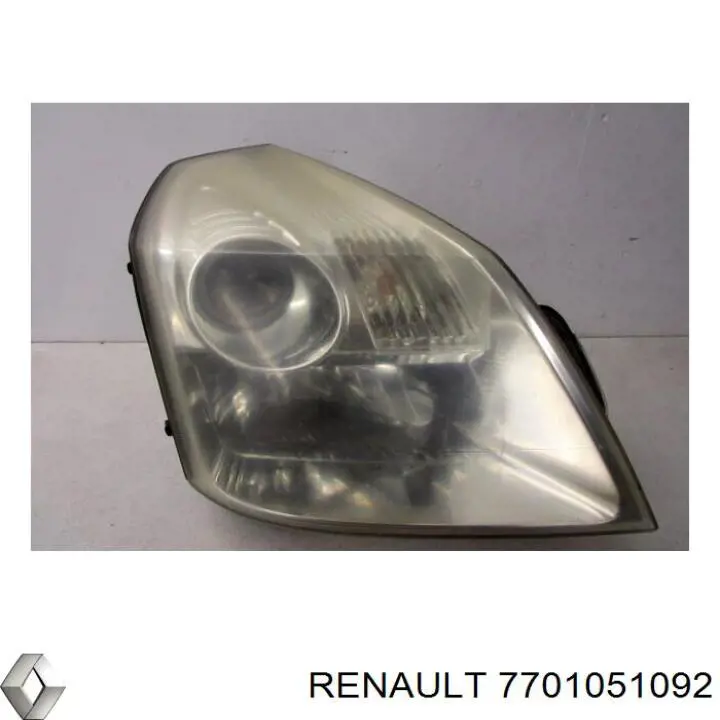 7701051092 Renault (RVI) faro derecho