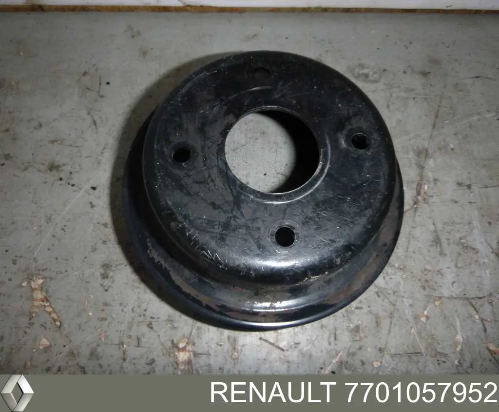 7701057952 Renault (RVI) bomba de agua