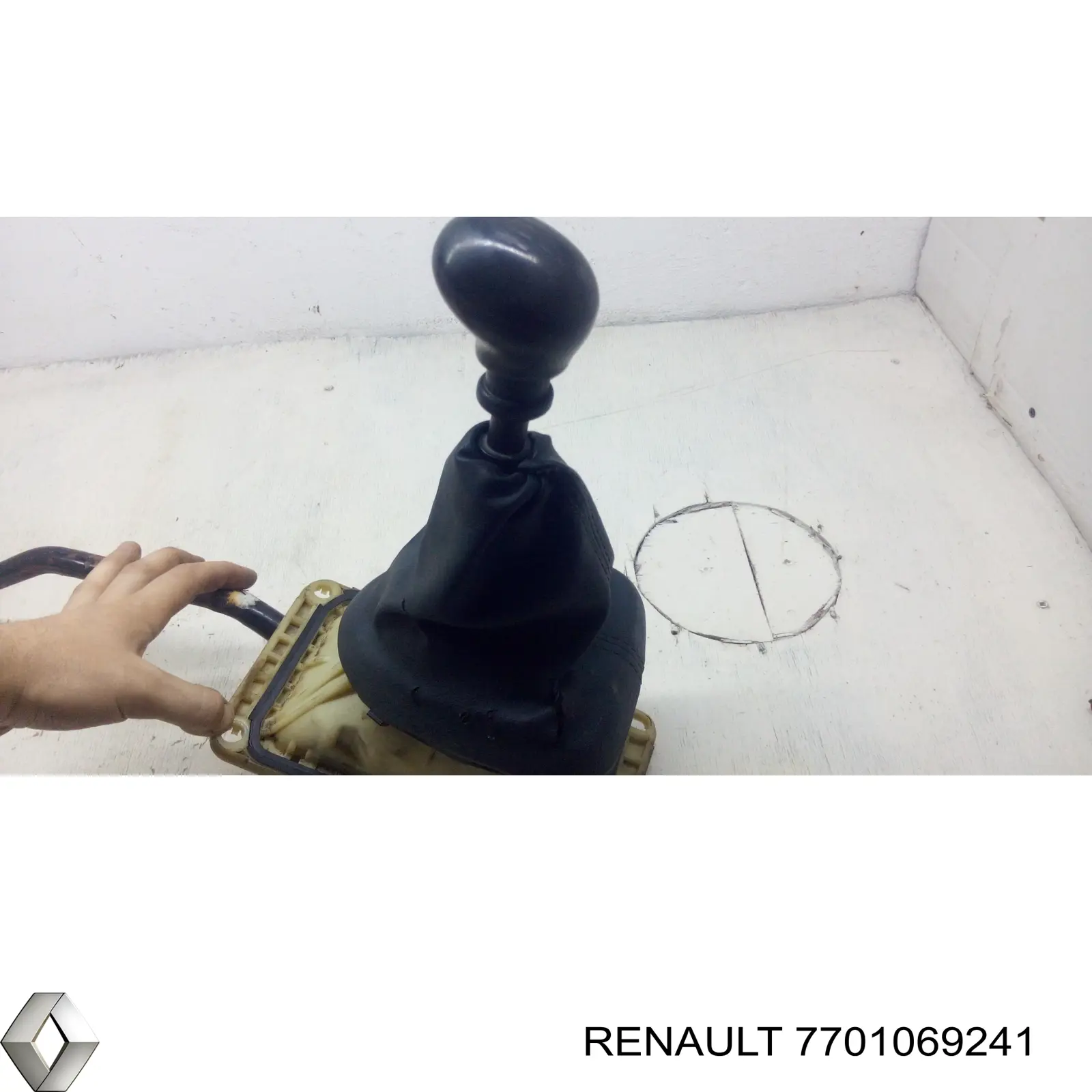 7701069241 Renault (RVI) palanca selectora cambio de marcha