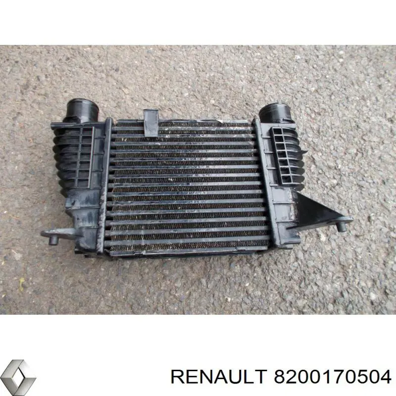 8200170504 Renault (RVI) radiador de aire de admisión