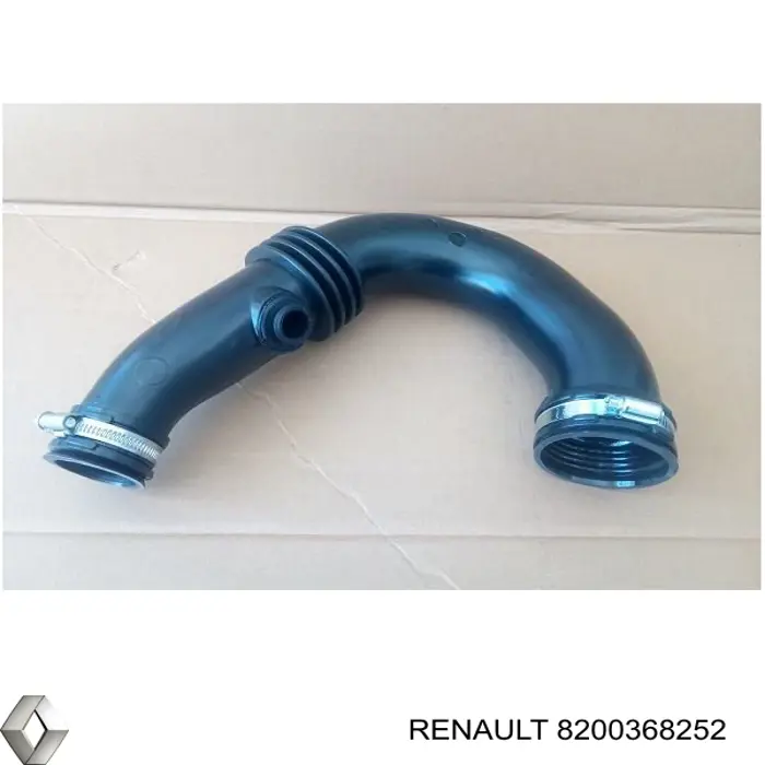 8200368252 Renault (RVI) tubo flexible de aire de sobrealimentación, a turbina