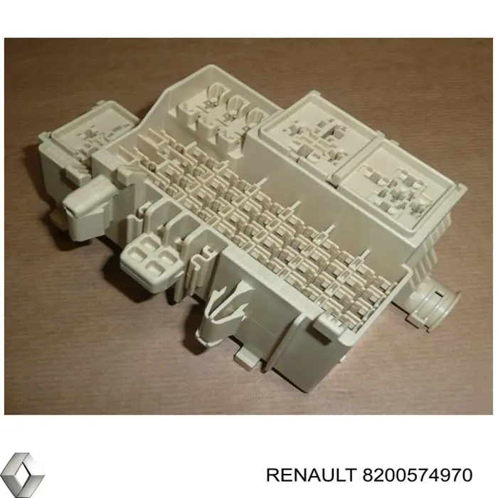  Caja de fusibles para Renault Master 3 