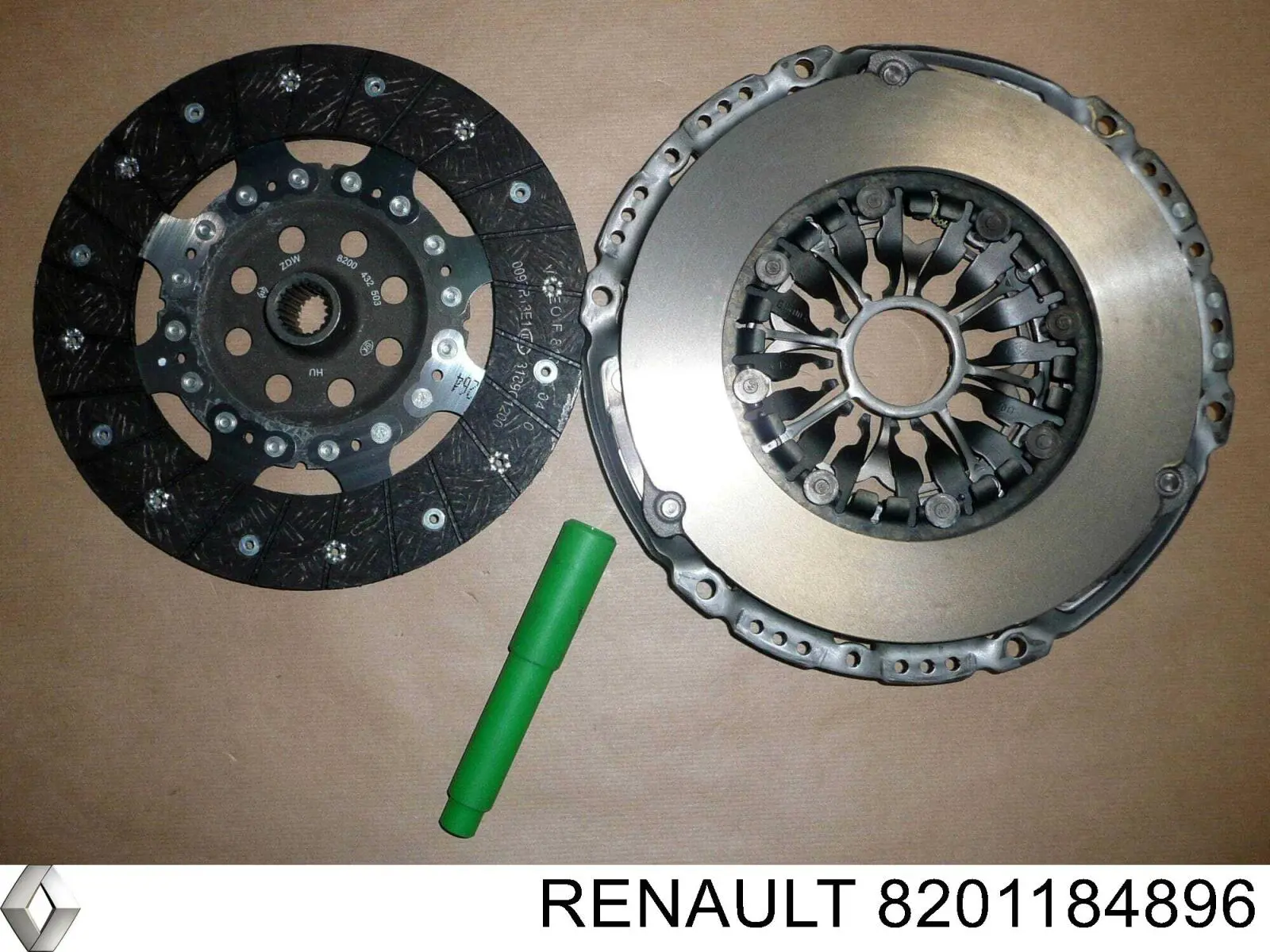 8201184896 Renault (RVI) kit de embrague (3 partes)