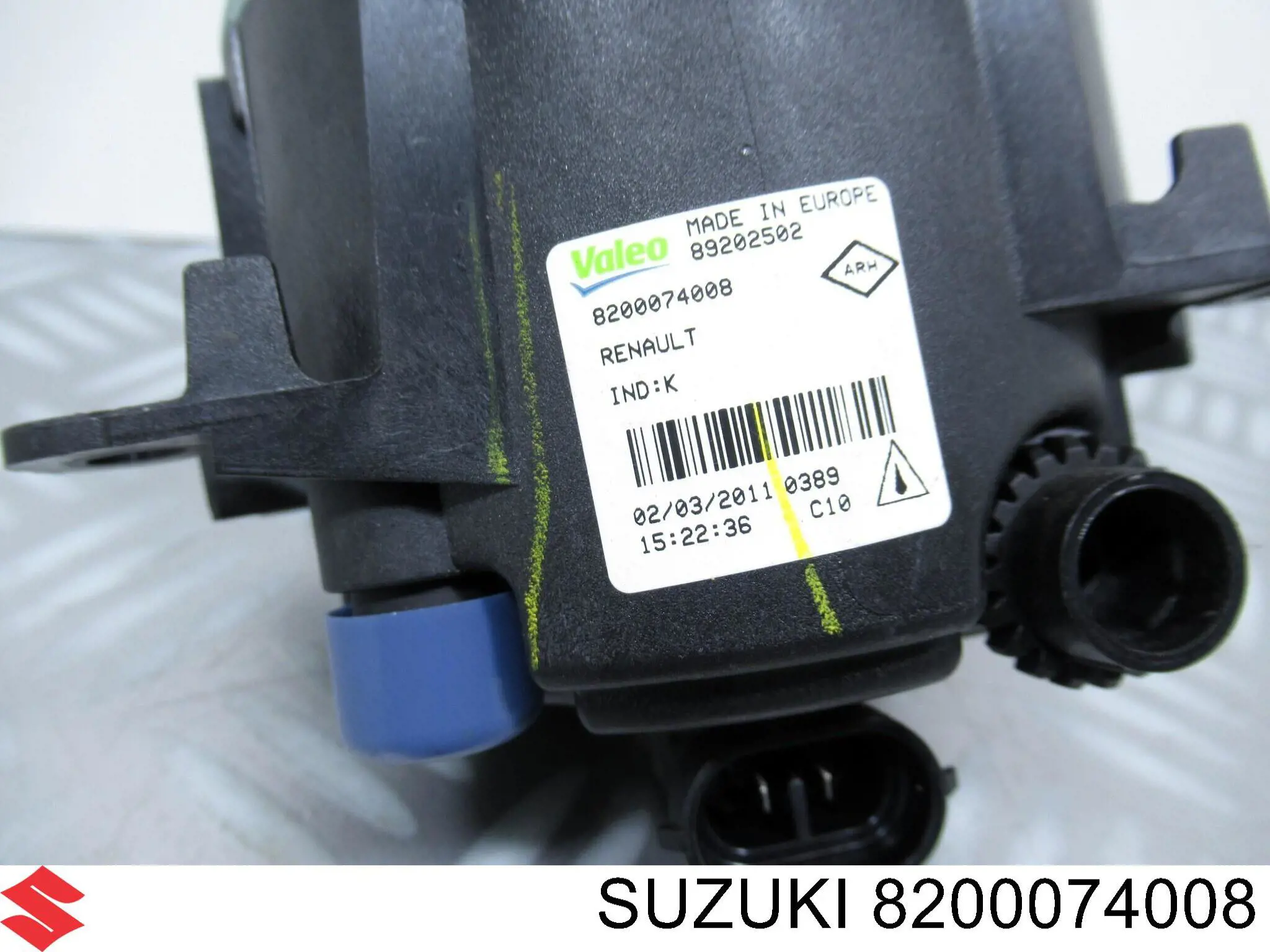 8200074008 Suzuki faro antiniebla izquierdo / derecho