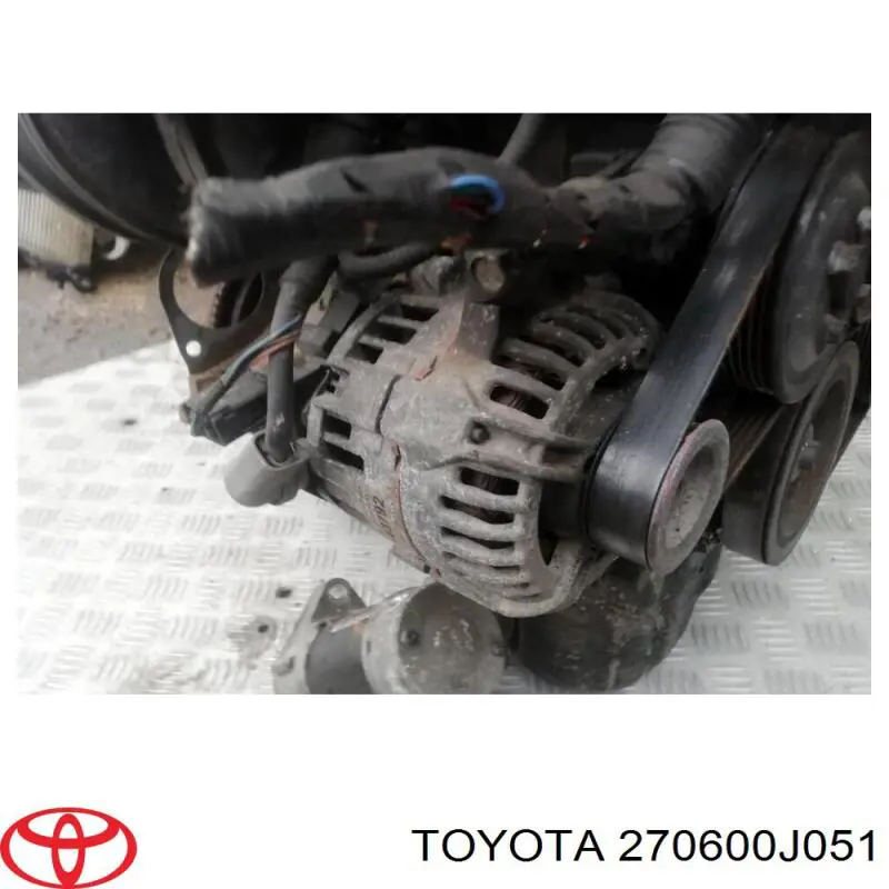 270600J051 Toyota alternador