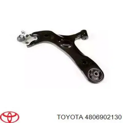 4806902130 Toyota barra oscilante, suspensión de ruedas delantera, inferior izquierda