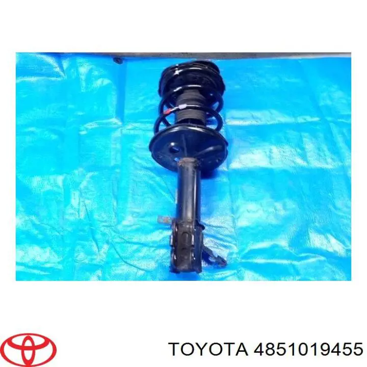 4851019455 Toyota amortiguador delantero derecho