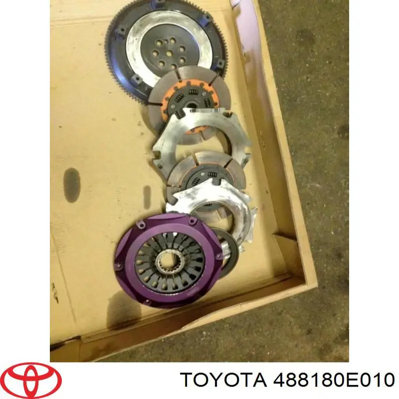 488180E010 Toyota casquillo de barra estabilizadora trasera