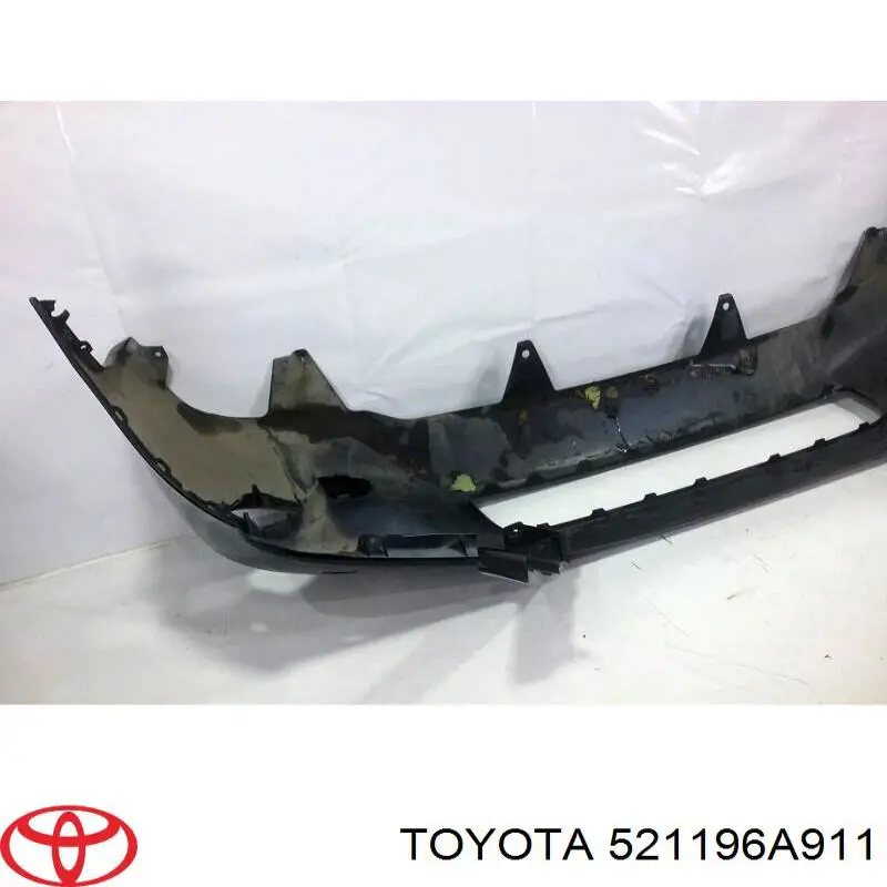 521196A911 Toyota parachoques delantero