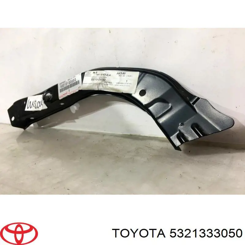 5321333050 Toyota soporte de radiador superior (panel de montaje para foco)