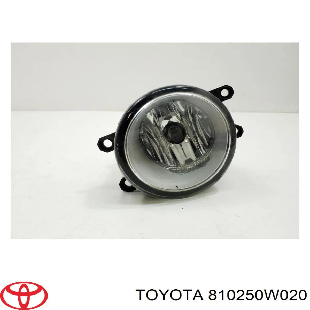 810250W020 Toyota faro antiniebla derecho