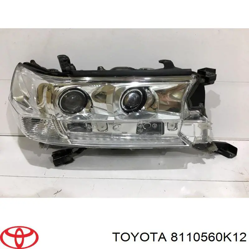 8110560K12 Toyota faro derecho