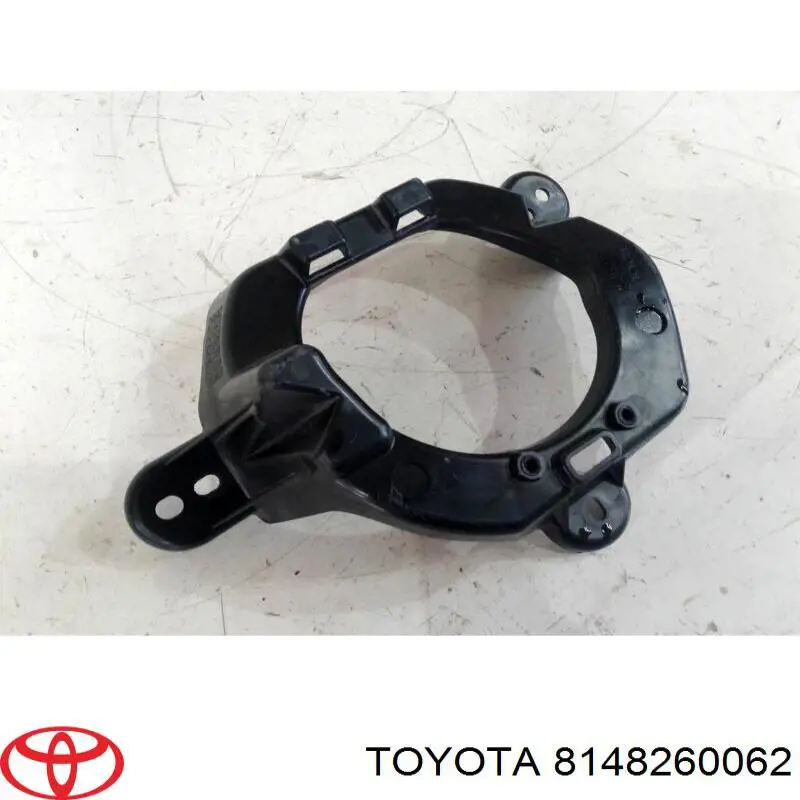 8148260062 Toyota soporte, faro antiniebla izquierdo