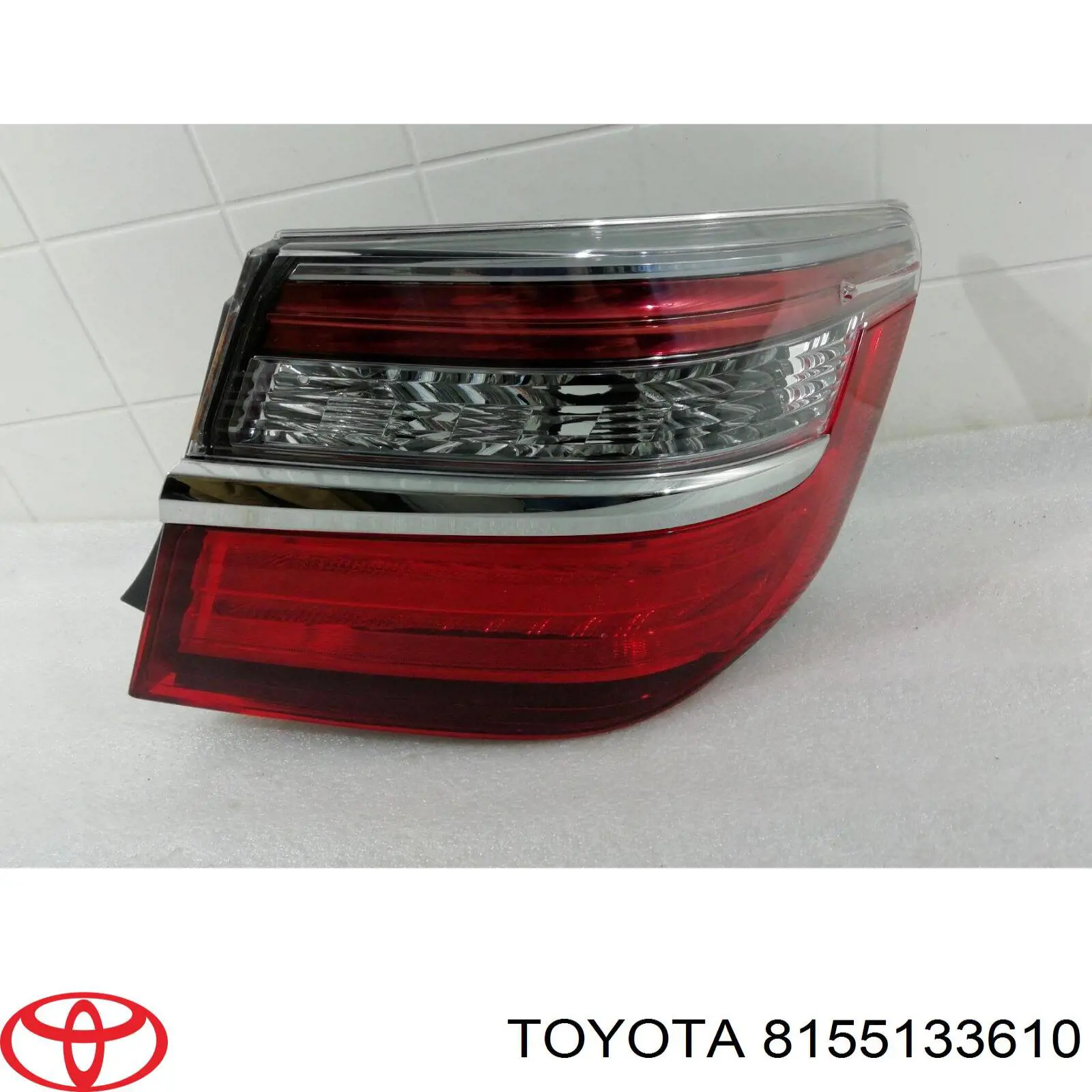 8155133611 Toyota piloto posterior exterior derecho