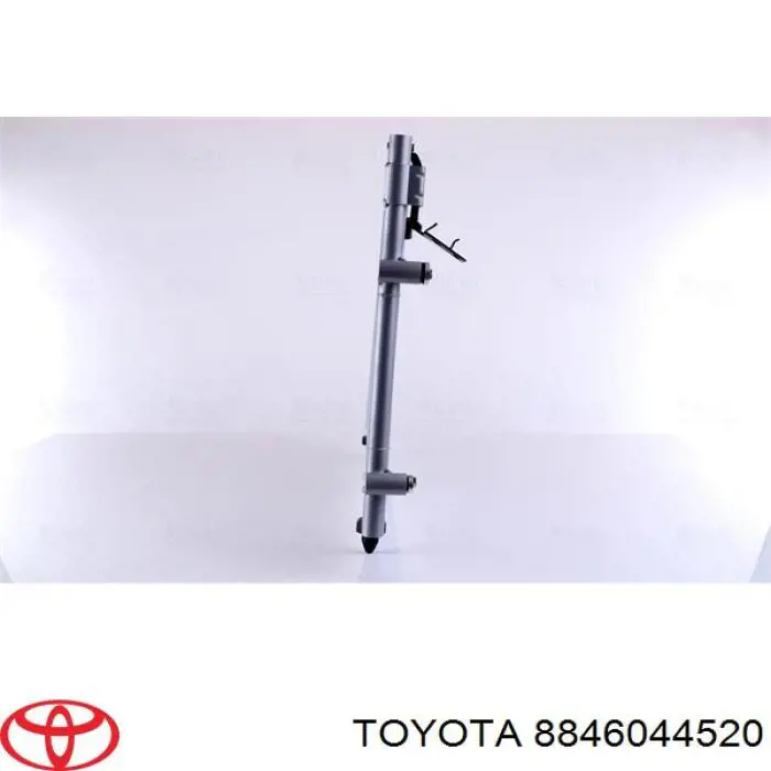 8846044520 Toyota condensador aire acondicionado