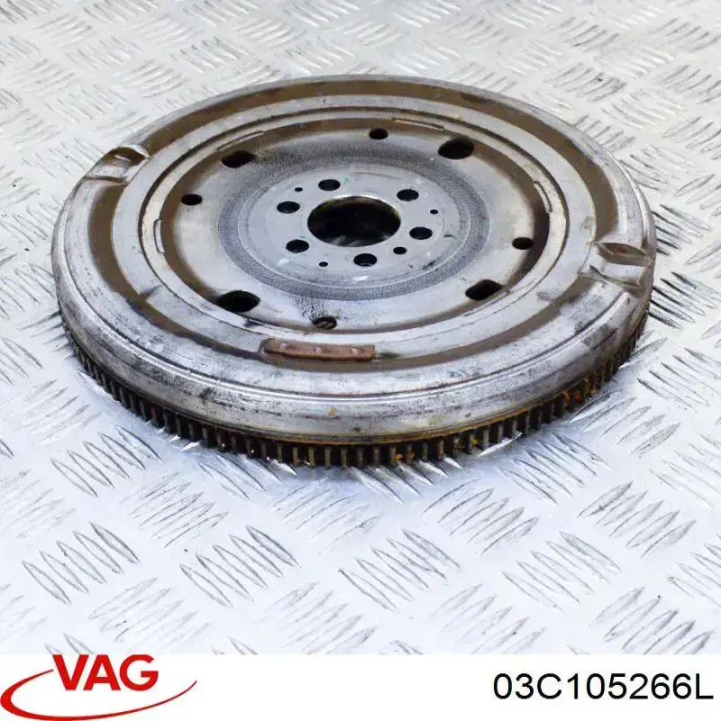 03C105266L VAG volante motor