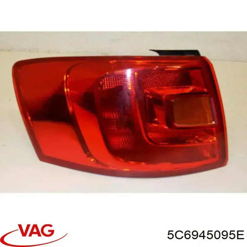 5C6945095E VAG piloto posterior exterior izquierdo