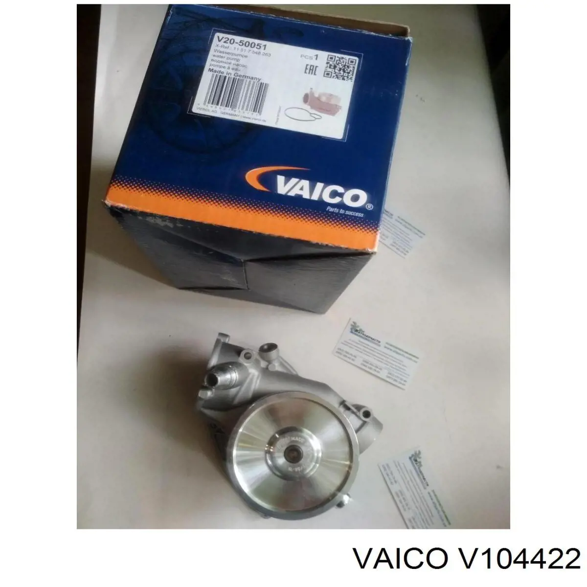 V104422 VEMO/Vaico soporte de motor derecho