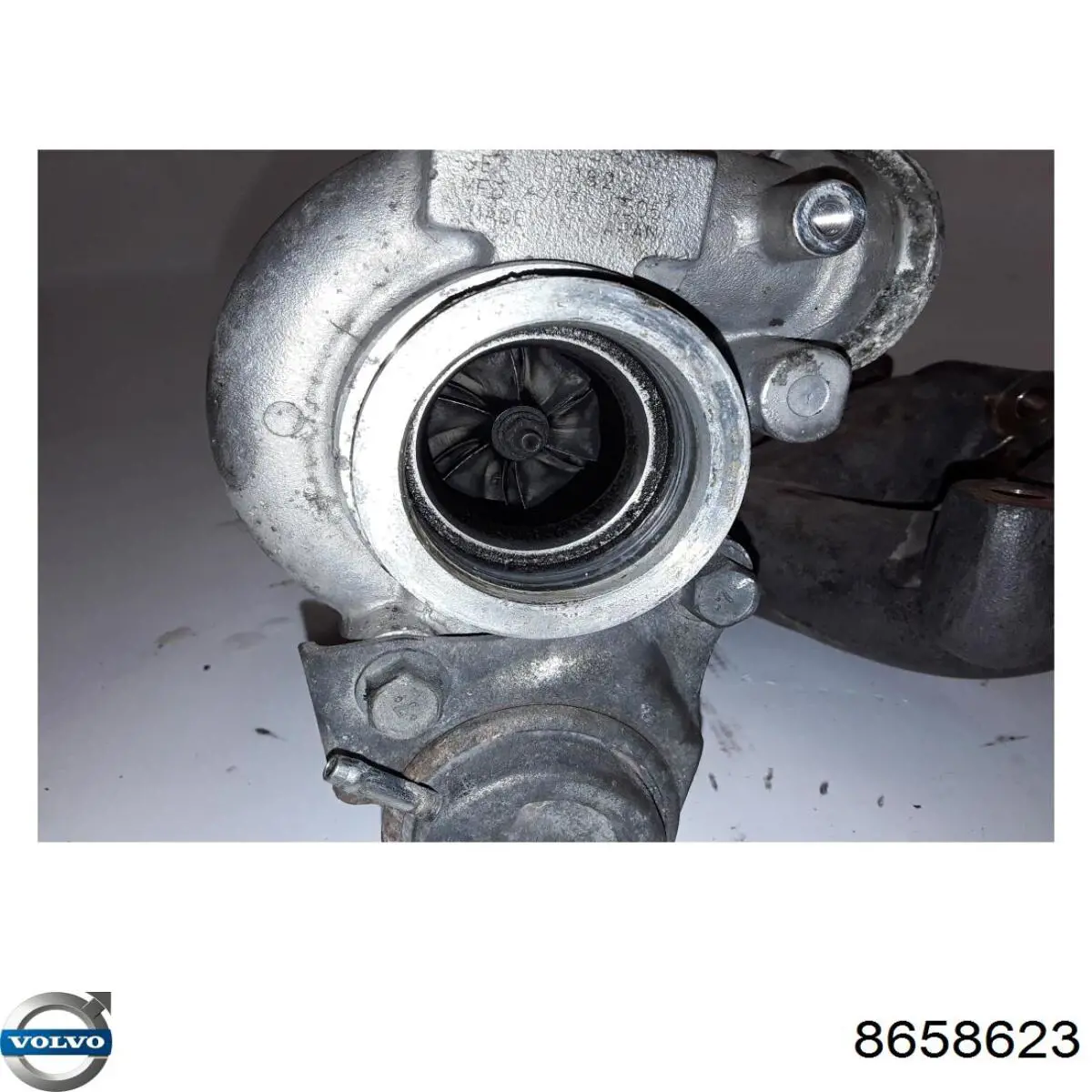 8658623 Volvo turbocompresor