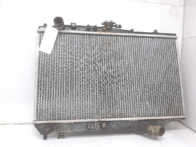 Radiador refrigeración del motor 0K24A15200A Hyundai/Kia