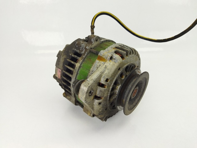 Alternador 231007F701 Nissan