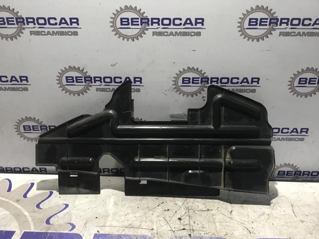 Deflector de aire, radiador, derecho 5329305010 Toyota