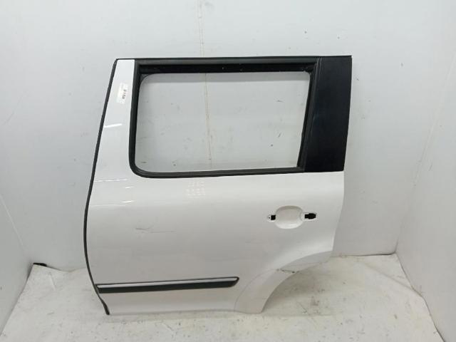 Puerta trasera izquierda 5L0833055 VAG/Skoda