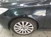 Guardabarros delantero izquierdo 6102365 OPEL