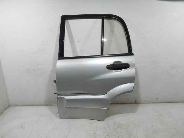 Puerta trasera izquierda 6800465811 Suzuki