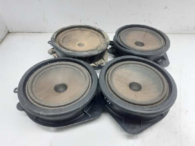 Altavoz de puerta delantera 8P0035411 VAG/Audi