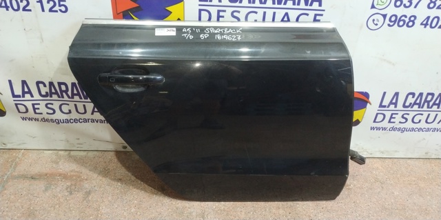 Puerta trasera derecha 8T8833052D VAG/Audi