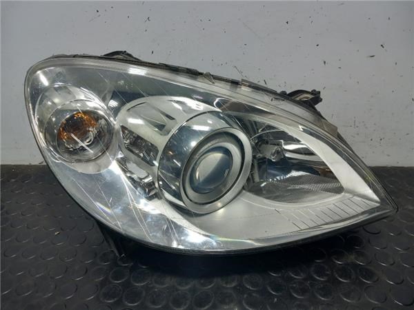 Faro derecho A1698205261 Mercedes