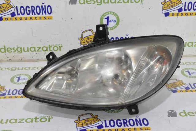 Faro izquierdo A6398200361 Mercedes