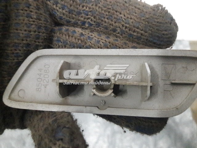 8504442080A0 Toyota tapa de boquilla lavafaros