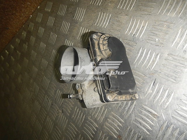 2203037010 Toyota cuerpo de mariposa completo