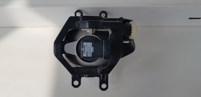 8122047010 Toyota faro antiniebla izquierdo