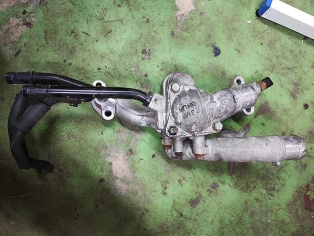 256003E200 Hyundai/Kia caja del termostato