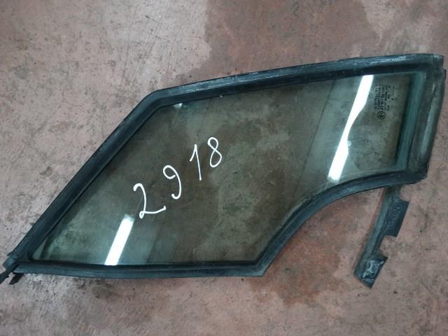 1687250209 Mercedes ventana de vidrio puerta delantera derecha