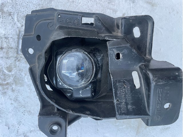 GHP951690A Mazda faro antiniebla izquierdo