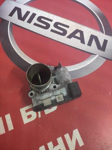 H8200330812 Nissan cuerpo de mariposa completo