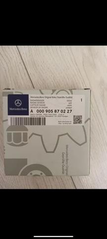 A000905870227 Mercedes 