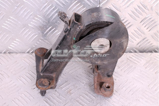 123710D180 Toyota soporte de motor trasero