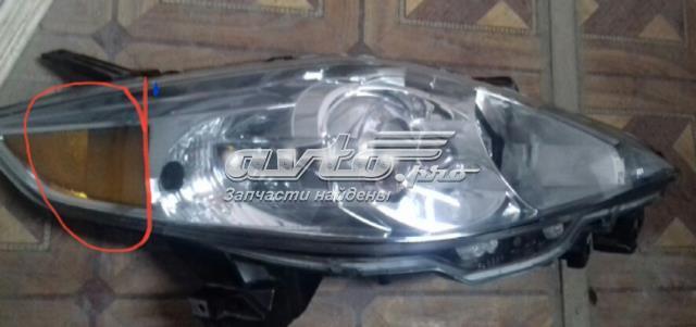 CC6451031D Mazda faro derecho