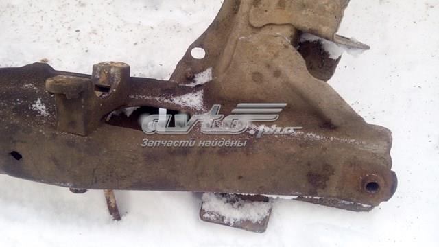 8200741075 Renault (RVI) subchasis delantero soporte motor