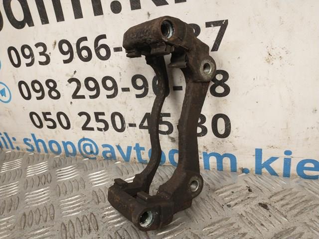 4772205020 Toyota soporte, pinza de freno delantera