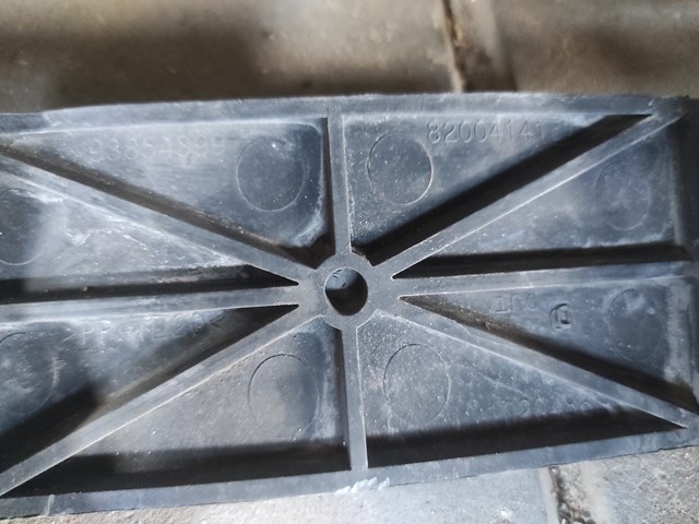  Soporte del radiador superior para Renault Trafic 2 